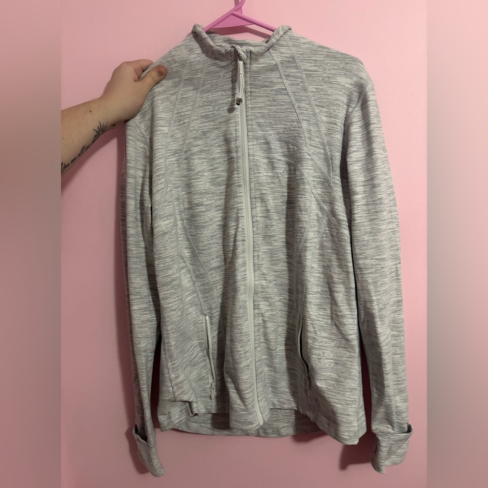 ⭐️Lululemon sweater gray women’s large